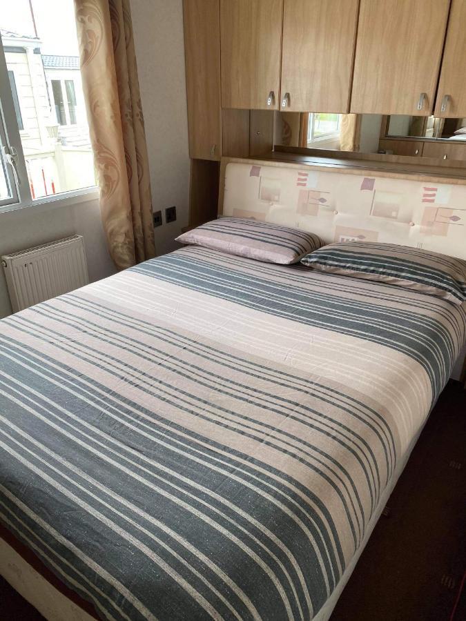 Chapmanholidaylets Cayton Bay エクステリア 写真