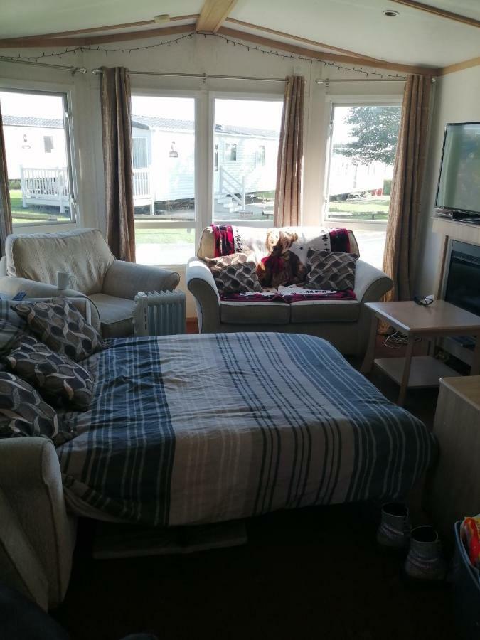 Chapmanholidaylets Cayton Bay エクステリア 写真